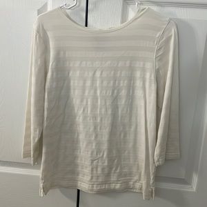 white 3/4 sleeve shirt